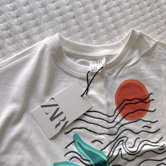 NWT ZARA KIDS T SHIRT WHITW SIZE 8-9 yes. No stains anywhere. - Picture 2 of 3